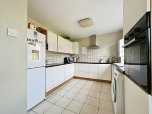 Photo 11- click for photo gallery